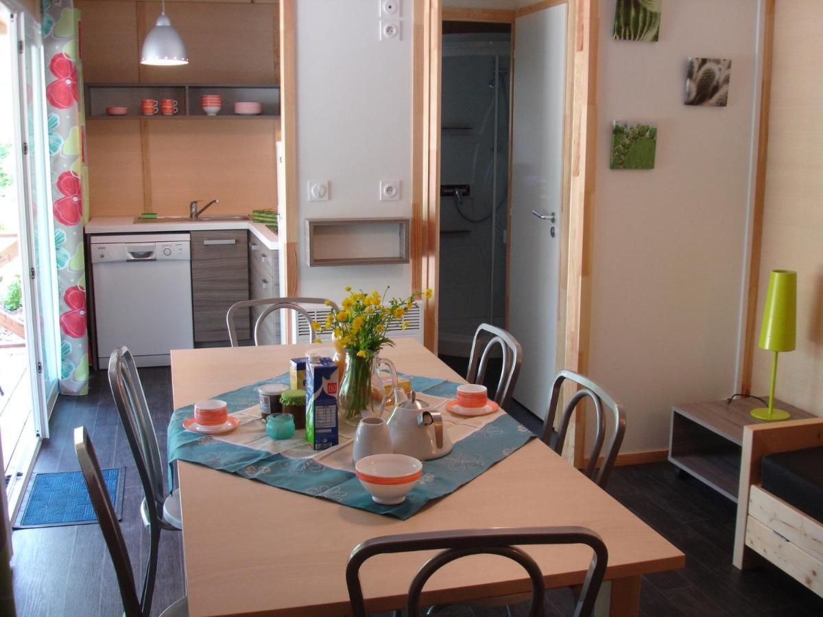 Camping Le Val De Trie Behen Екстер'єр фото
