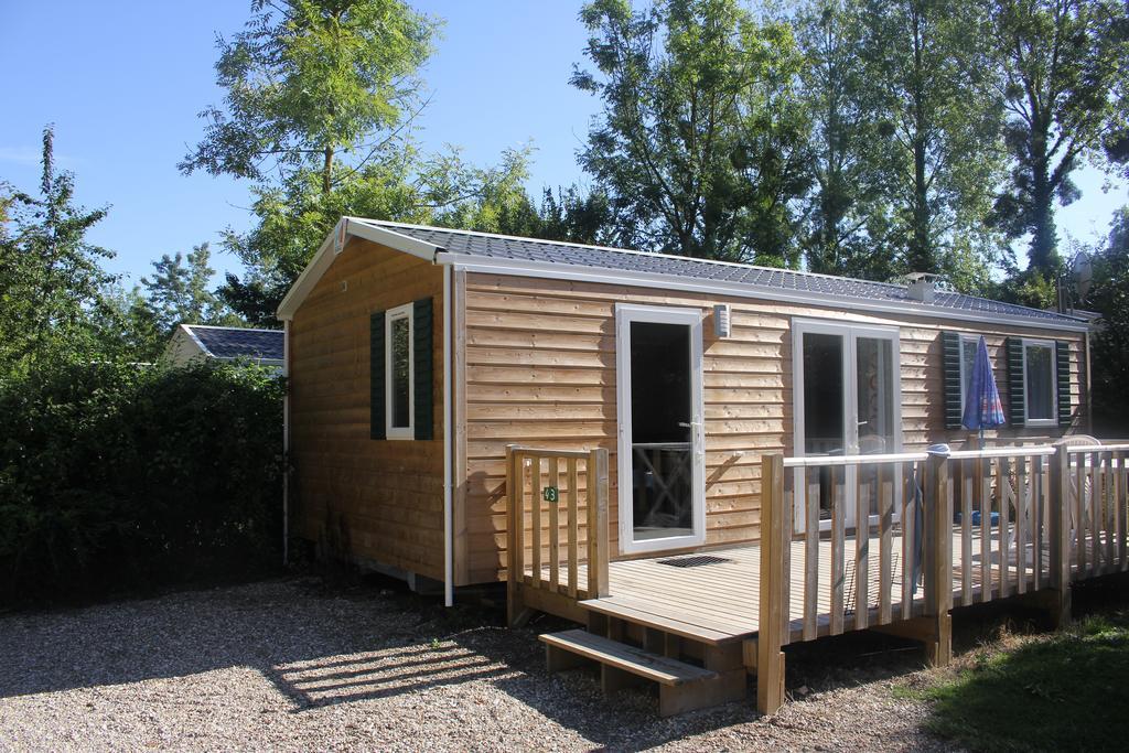 Camping Le Val De Trie Behen Екстер'єр фото