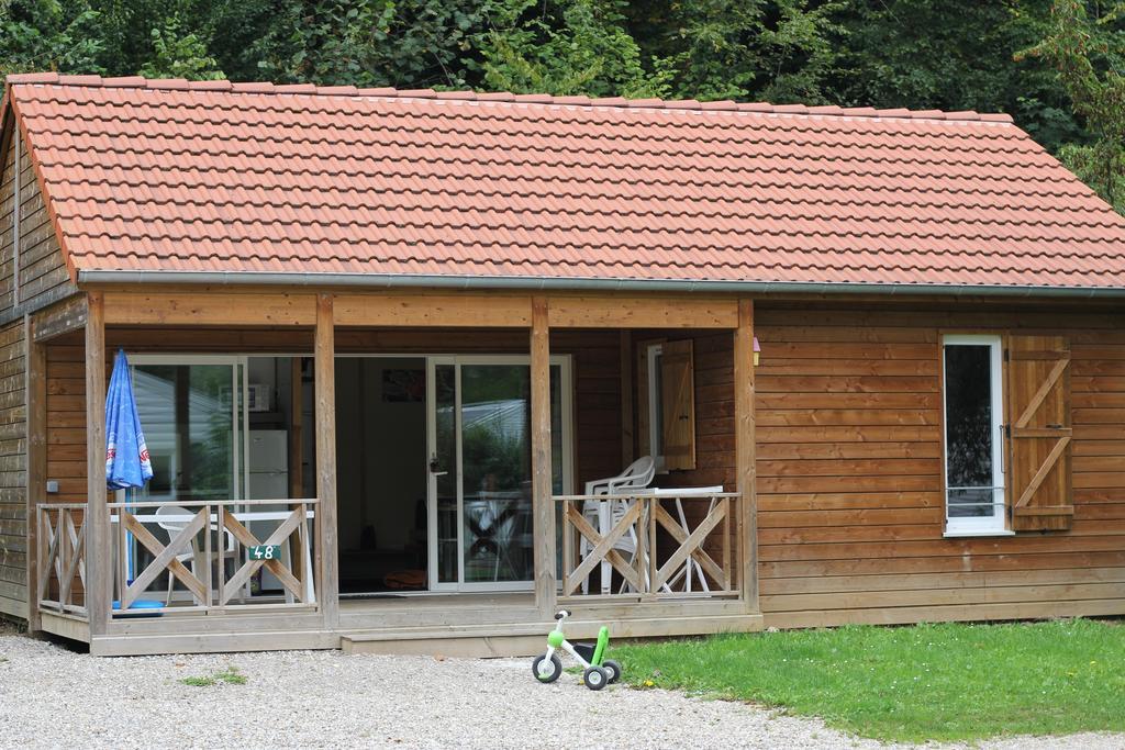 Camping Le Val De Trie Behen Екстер'єр фото